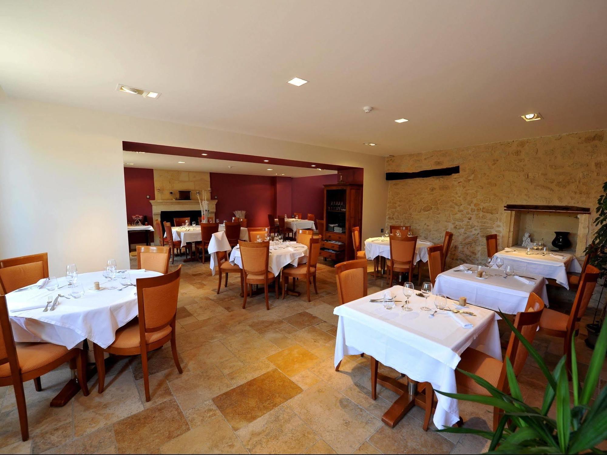 Logis- Hotel Spa Restaurant L'Epicurial Saint-Pey-de-Castets Екстер'єр фото