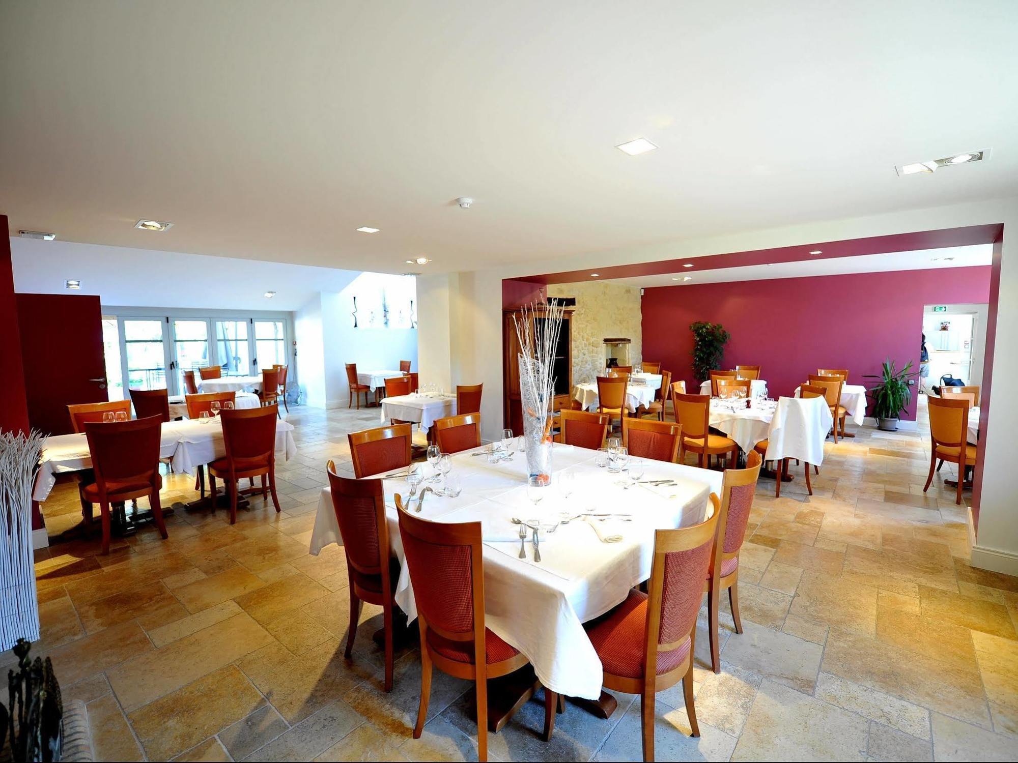 Logis- Hotel Spa Restaurant L'Epicurial Saint-Pey-de-Castets Екстер'єр фото